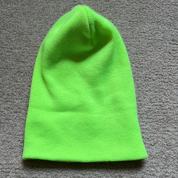 Neon yellow toque - Picture 4 of 8
